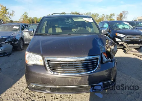 2015 Chrysler Town & Country Touring-L из США, поврежденный, VIN 2C4RC1CG3FR525890